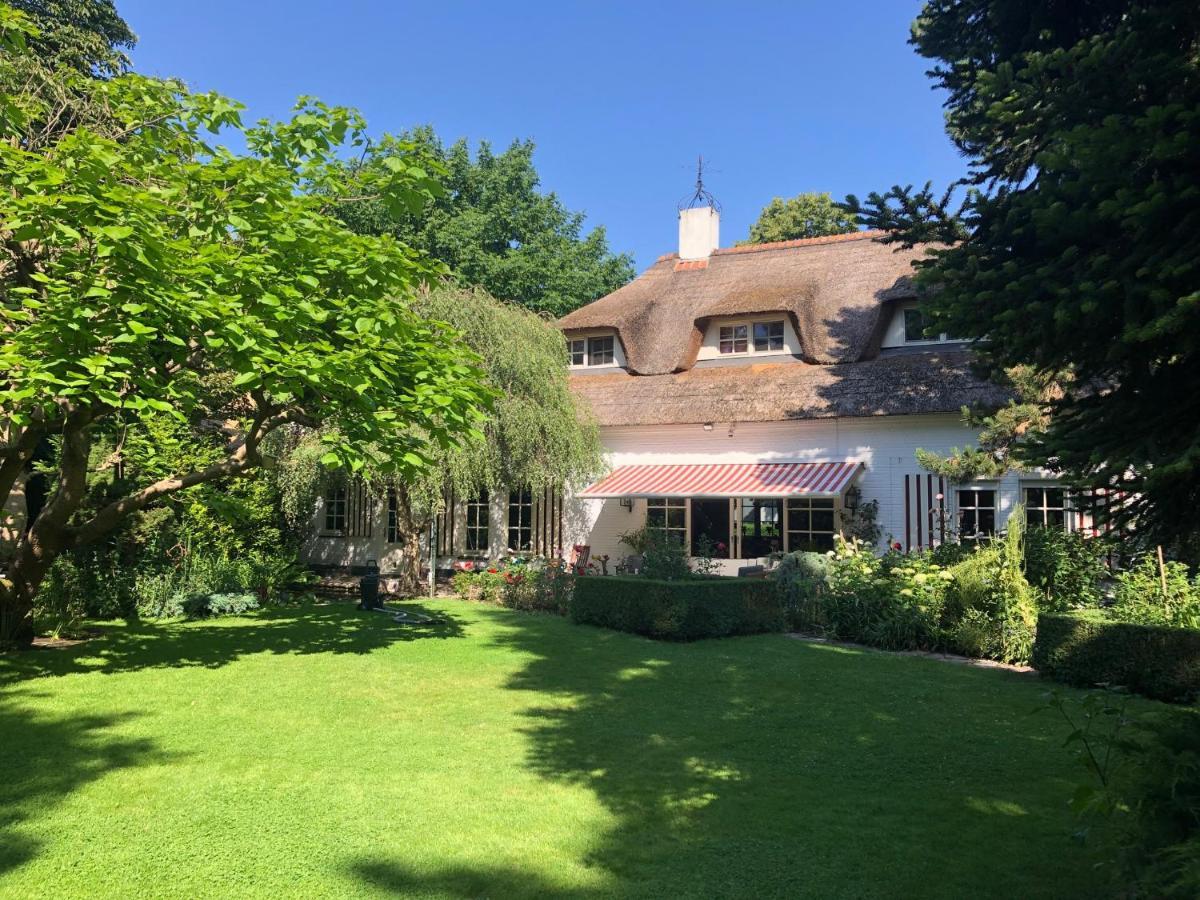 Bed And Breakfast De Haen - Prive-Appartementen Van 43 Of 60 M2 Met Tweepersoons Bubbelbad - Finse Sauna - In Westvleugel Van Luxe Villa Осс Экстерьер фото
